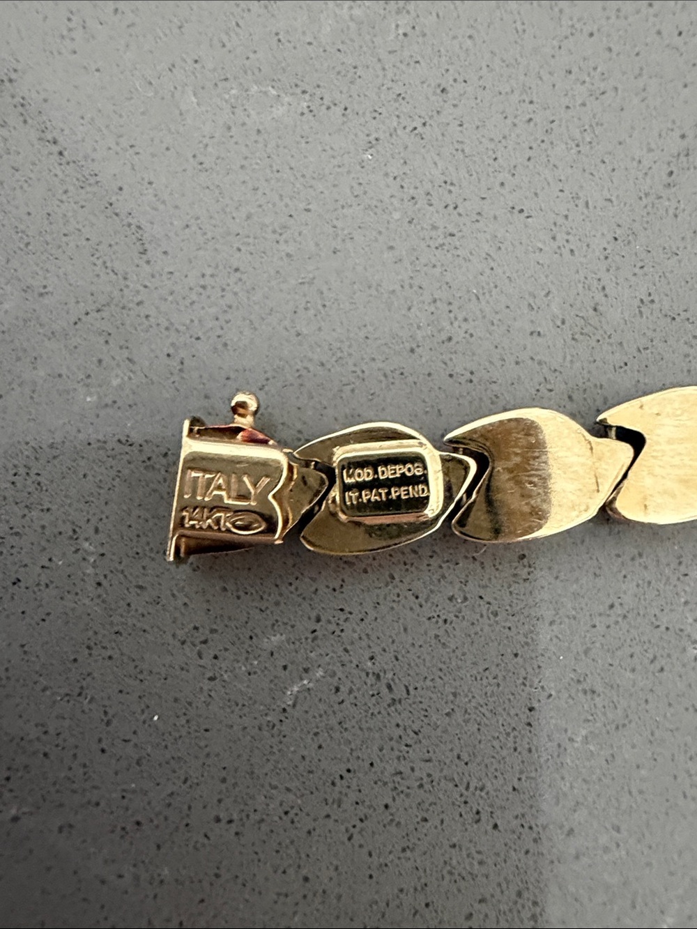 14K Italy Gold Link Bracelet - Italian Made - Picture 4 of 7